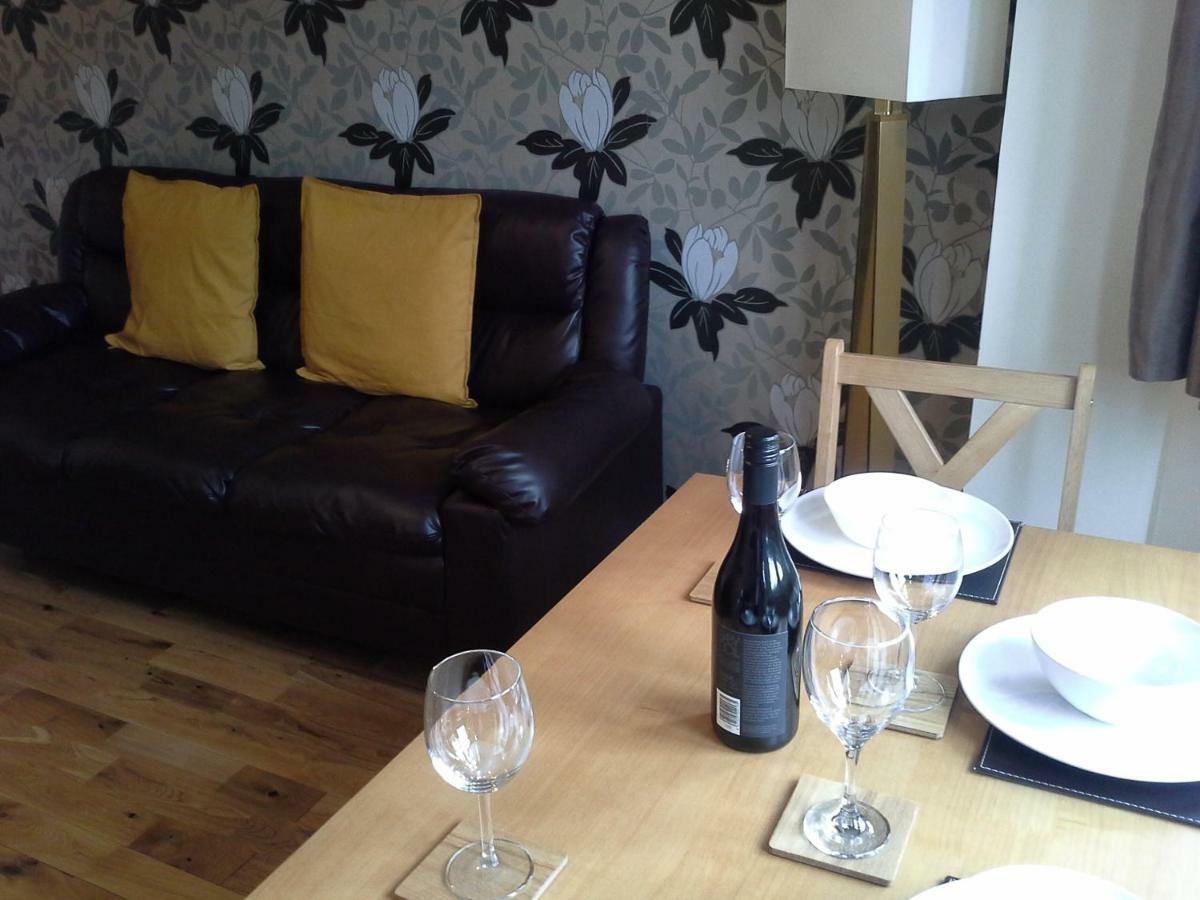 Modern Leith Apartment. เอดินบะระ ภายนอก รูปภาพ